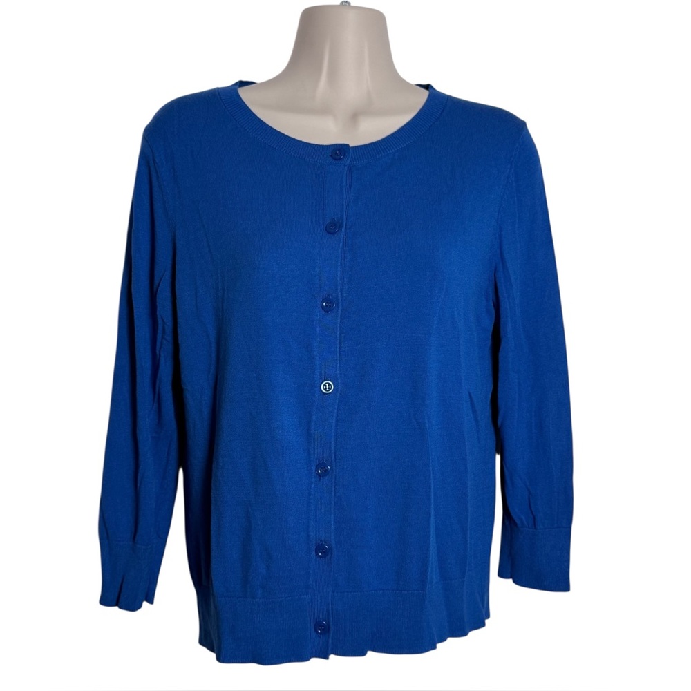 Caslon Cardigan Sweater Blue Button-up Excellent condition.  Lightweight Sweater